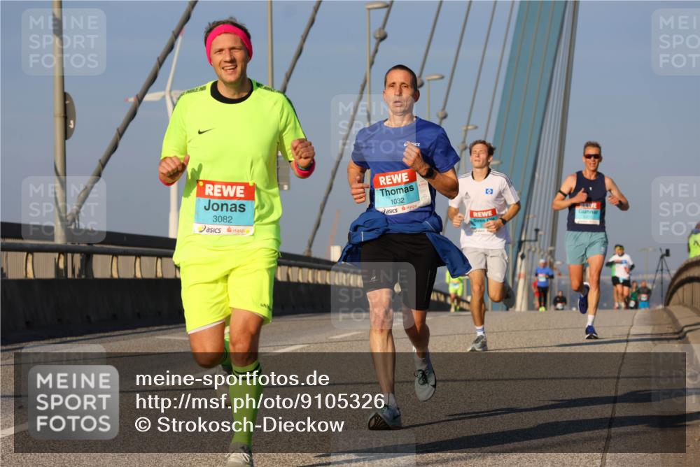 03.10.2025 - Köhlbrandbrückenlauf Strokosch-Dieckow http://msf.ph/oto/9105326 03.10.2025 09:32:59 Position 2 3082, 1032 meine-sportfotos.de