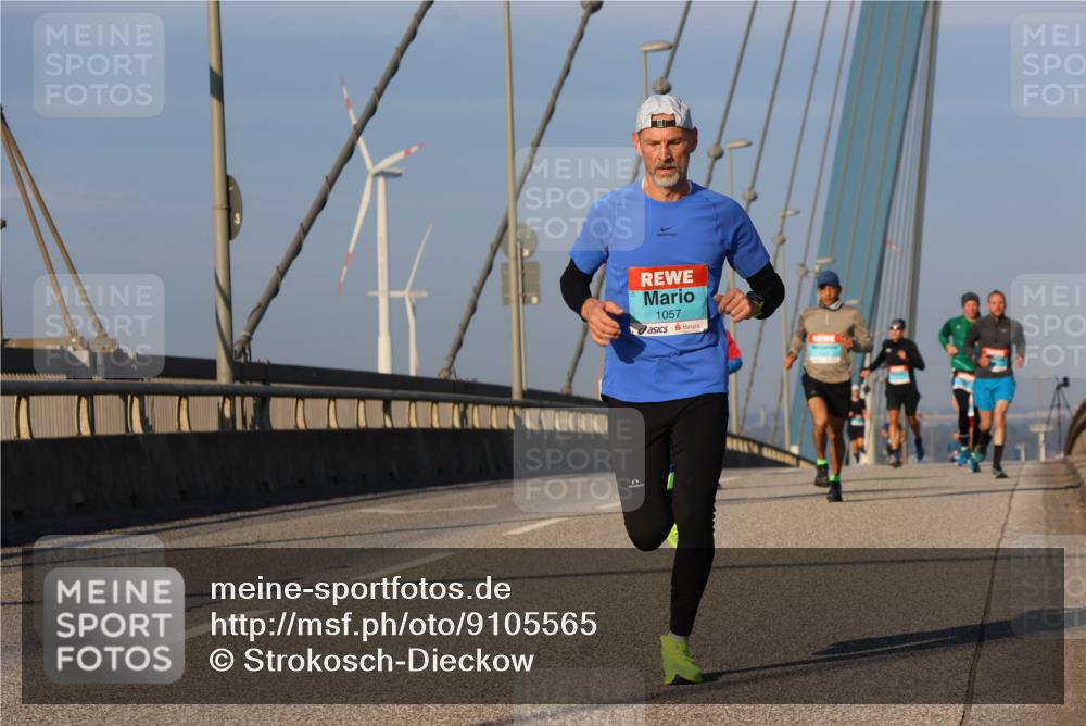 03.10.2025 - Köhlbrandbrückenlauf Strokosch-Dieckow http://msf.ph/oto/9105565 03.10.2025 09:33:23 Position 2 1057 meine-sportfotos.de