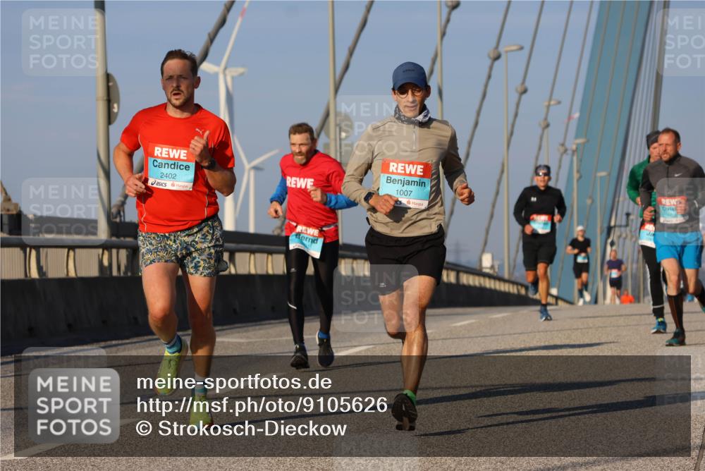 03.10.2025 - Köhlbrandbrückenlauf Strokosch-Dieckow http://msf.ph/oto/9105626 03.10.2025 09:33:27 Position 2 2402, 1007 meine-sportfotos.de