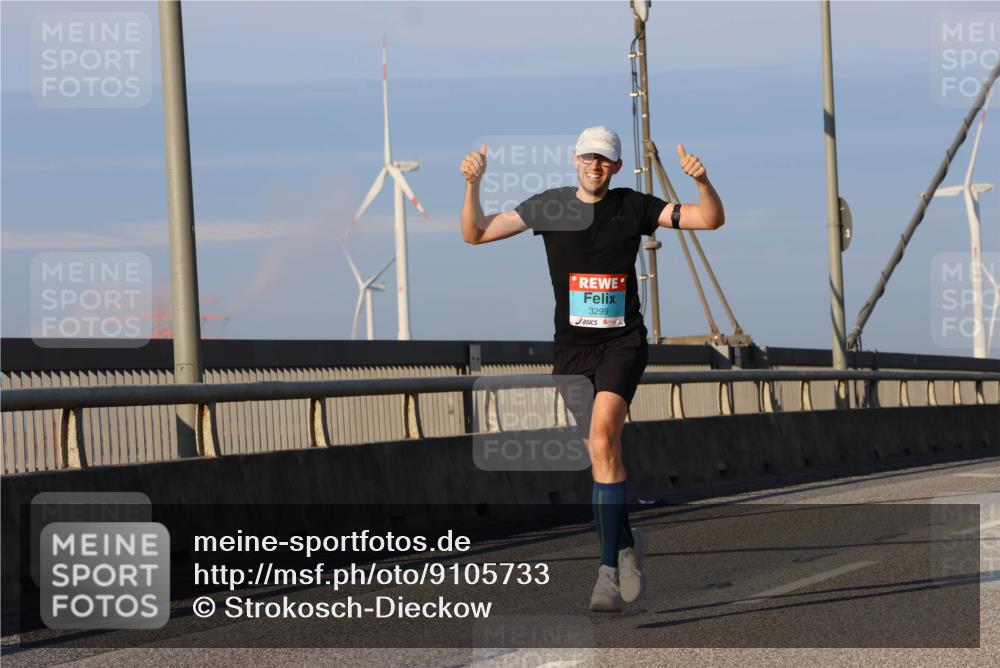 03.10.2025 - Köhlbrandbrückenlauf Strokosch-Dieckow http://msf.ph/oto/9105733 03.10.2025 09:33:47 Position 2 3299 meine-sportfotos.de
