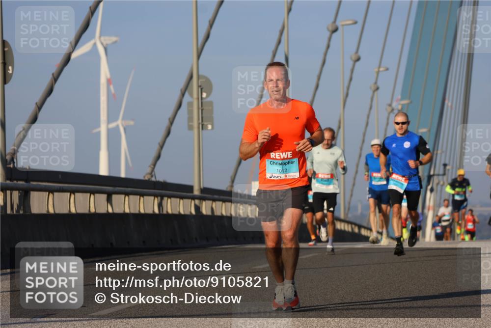 03.10.2025 - Köhlbrandbrückenlauf Strokosch-Dieckow http://msf.ph/oto/9105821 03.10.2025 09:34:06 Position 2 1012 meine-sportfotos.de