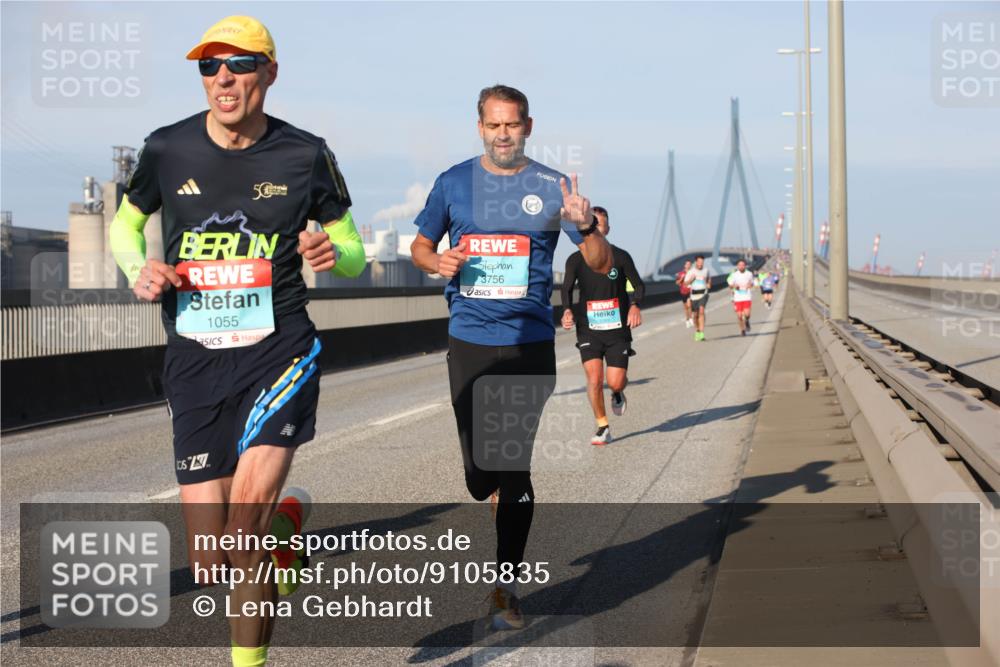 03.10.2025 - Köhlbrandbrückenlauf Lena Gebhardt http://msf.ph/oto/9105835 03.10.2025 09:39:10 Position 2 50, 1055, 3756 meine-sportfotos.de