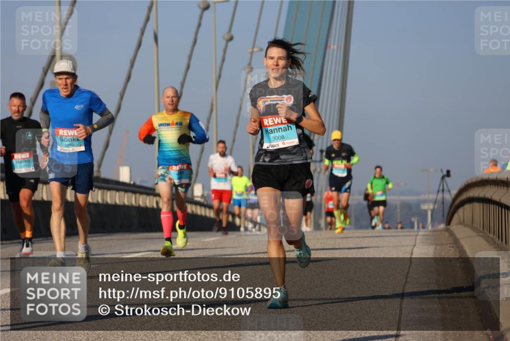03.10.2025 - Köhlbrandbrückenlauf Strokosch-Dieckow http://msf.ph/oto/9105895 03.10.2025 09:34:12 Position 2 3248, 3008 meine-sportfotos.de