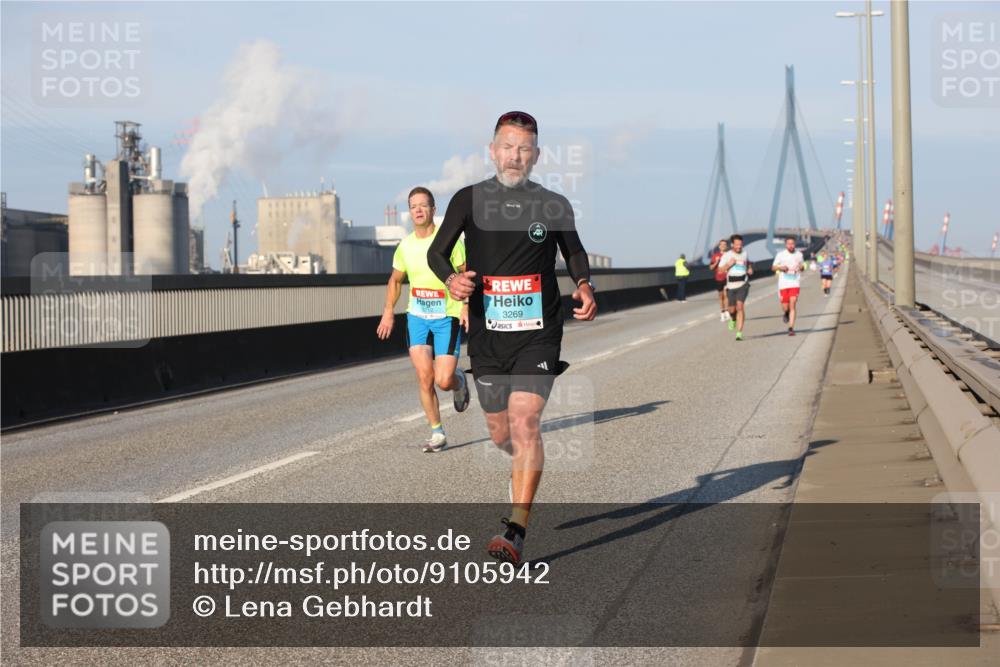 03.10.2025 - Köhlbrandbrückenlauf Lena Gebhardt http://msf.ph/oto/9105942 03.10.2025 09:39:11 Position 2 3269 meine-sportfotos.de