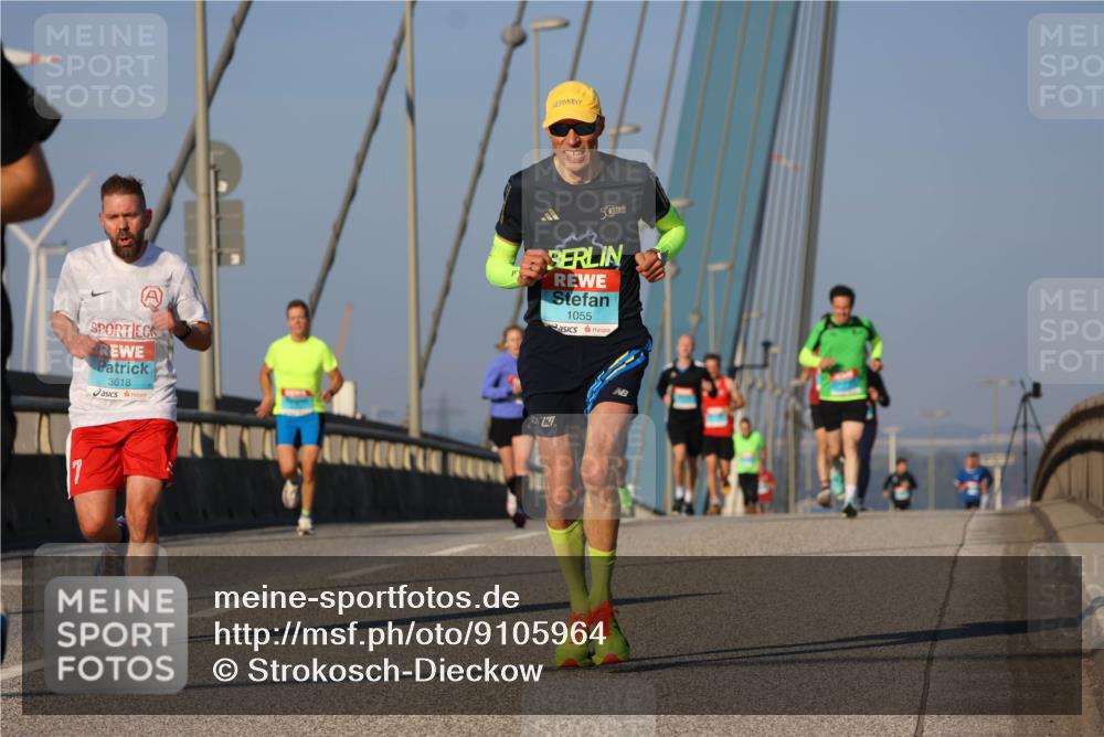 03.10.2025 - Köhlbrandbrückenlauf Strokosch-Dieckow http://msf.ph/oto/9105964 03.10.2025 09:34:22 Position 2 3618, 50, 1055 meine-sportfotos.de