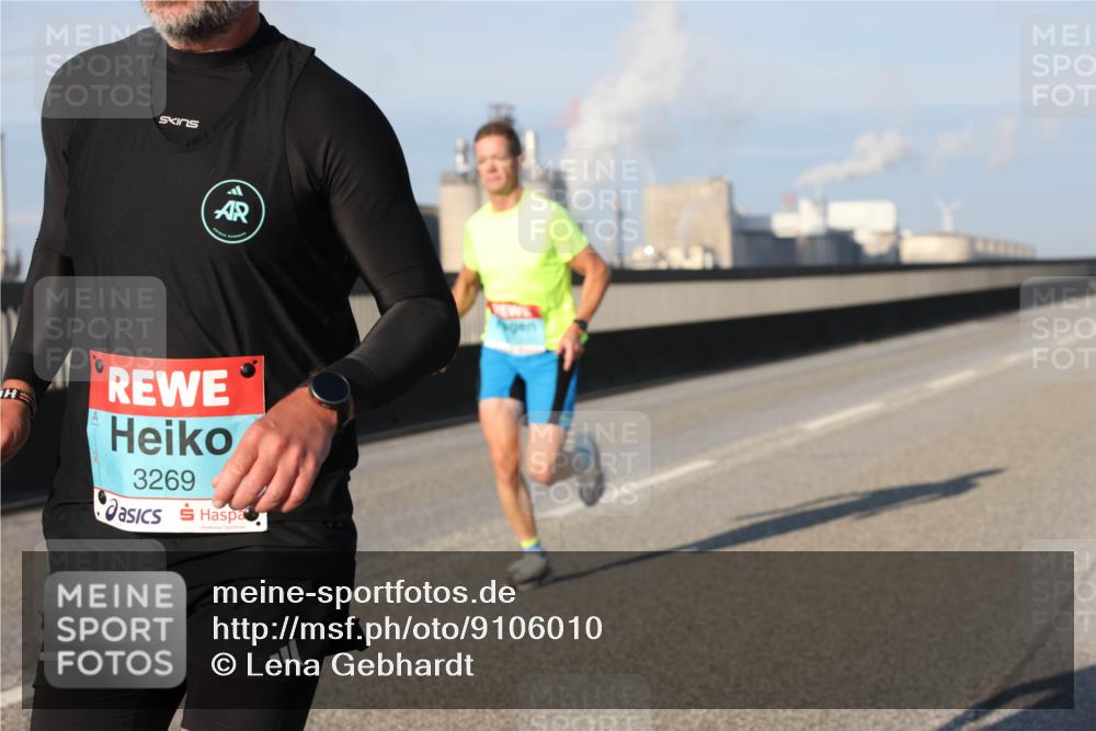 03.10.2025 - Köhlbrandbrückenlauf Lena Gebhardt http://msf.ph/oto/9106010 03.10.2025 09:39:13 Position 2 3269 meine-sportfotos.de