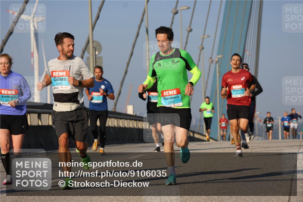 03.10.2025 - Köhlbrandbrückenlauf Strokosch-Dieckow http://msf.ph/oto/9106035 03.10.2025 09:34:31 Position 2 2933, 5, 370, 2705, 2792 meine-sportfotos.de