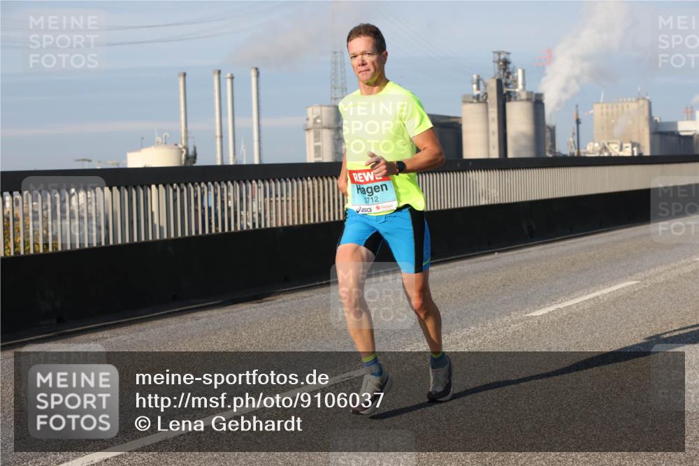 03.10.2025 - Köhlbrandbrückenlauf Lena Gebhardt http://msf.ph/oto/9106037 03.10.2025 09:39:13 Position 2 3712 meine-sportfotos.de
