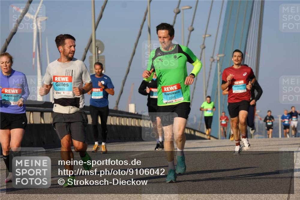 03.10.2025 - Köhlbrandbrückenlauf Strokosch-Dieckow http://msf.ph/oto/9106042 03.10.2025 09:34:31 Position 2 3704, 2933, 2705, 2792 meine-sportfotos.de