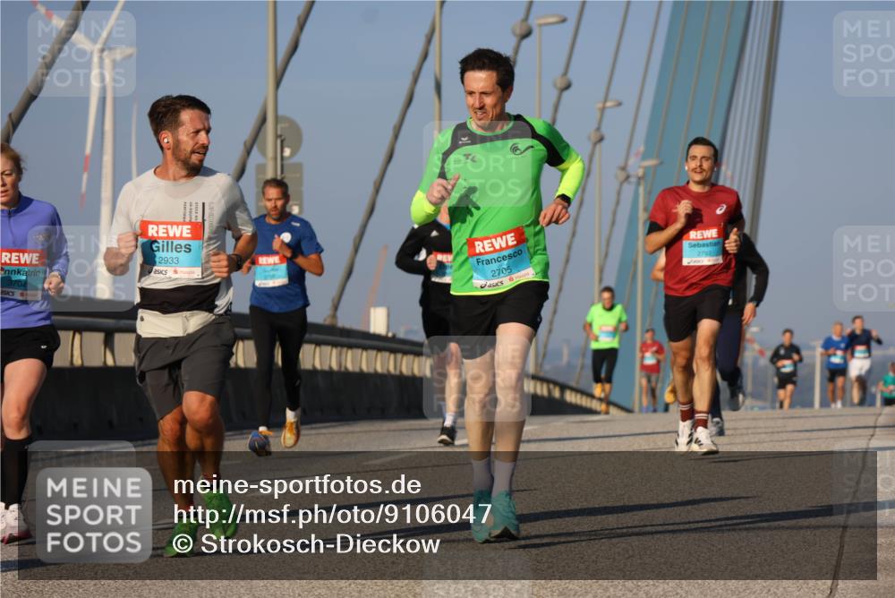 03.10.2025 - Köhlbrandbrückenlauf Strokosch-Dieckow http://msf.ph/oto/9106047 03.10.2025 09:34:31 Position 2 3704, 2933, 2705 meine-sportfotos.de
