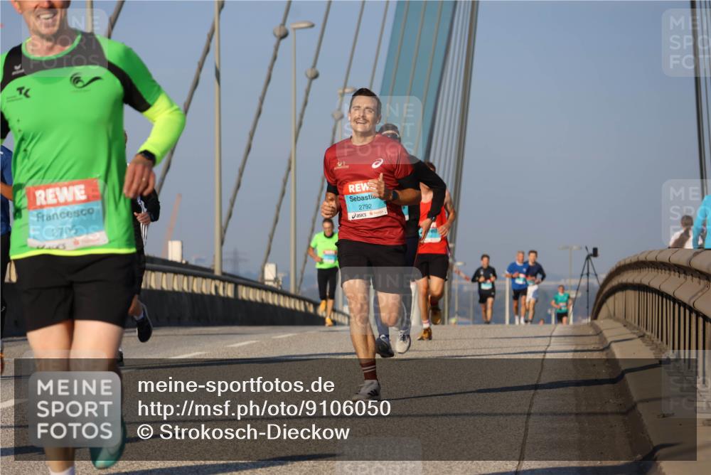 03.10.2025 - Köhlbrandbrückenlauf Strokosch-Dieckow http://msf.ph/oto/9106050 03.10.2025 09:34:33 Position 2 2705, 2792 meine-sportfotos.de