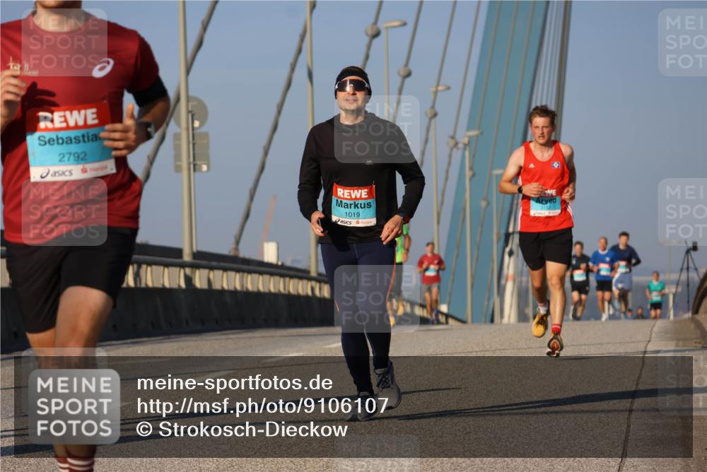 03.10.2025 - Köhlbrandbrückenlauf Strokosch-Dieckow http://msf.ph/oto/9106107 03.10.2025 09:34:36 Position 2 2792, 1019 meine-sportfotos.de