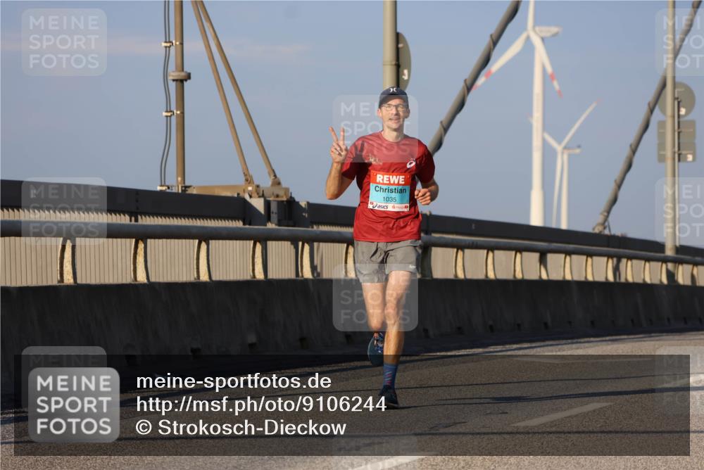 03.10.2025 - Köhlbrandbrückenlauf Strokosch-Dieckow http://msf.ph/oto/9106244 03.10.2025 09:34:53 Position 2 1035 meine-sportfotos.de
