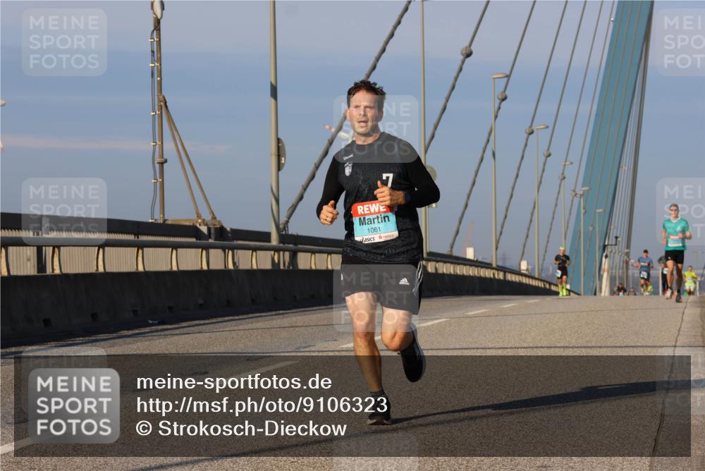 03.10.2025 - Köhlbrandbrückenlauf Strokosch-Dieckow http://msf.ph/oto/9106323 03.10.2025 09:34:59 Position 2 1061 meine-sportfotos.de