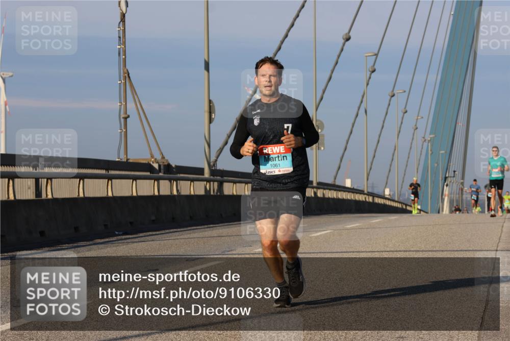 03.10.2025 - Köhlbrandbrückenlauf Strokosch-Dieckow http://msf.ph/oto/9106330 03.10.2025 09:34:59 Position 2 1061, 7 meine-sportfotos.de