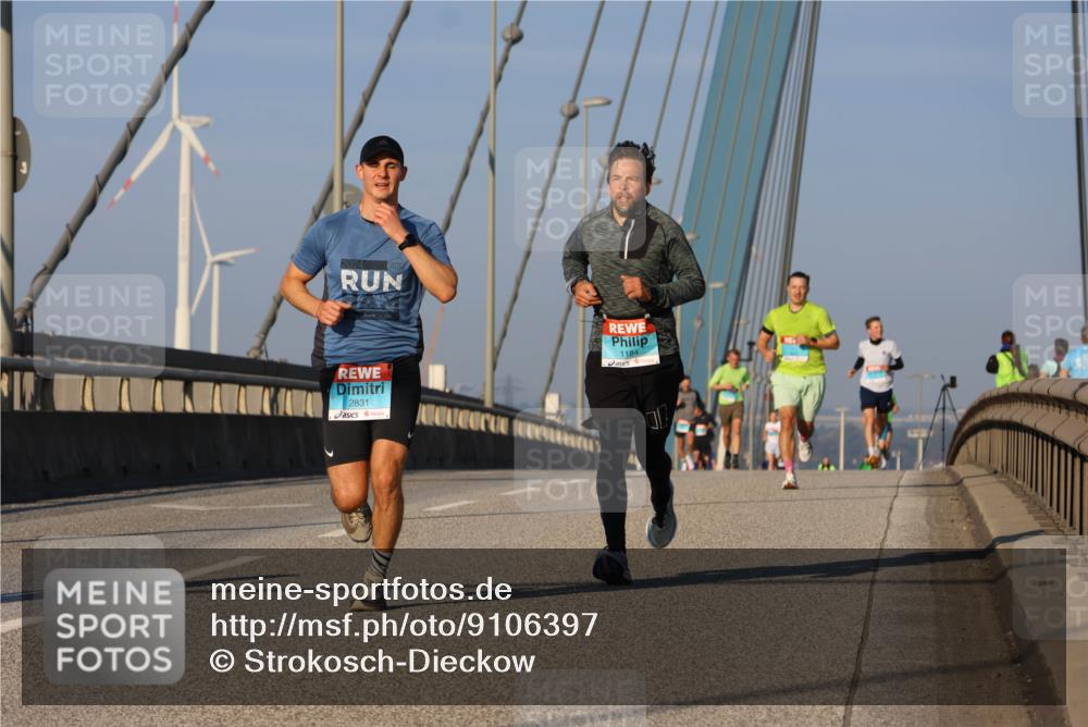 03.10.2025 - Köhlbrandbrückenlauf Strokosch-Dieckow http://msf.ph/oto/9106397 03.10.2025 09:35:18 Position 2 2024, 2831, 1184 meine-sportfotos.de