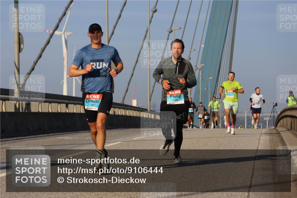 03.10.2025 - Köhlbrandbrückenlauf Strokosch-Dieckow http://msf.ph/oto/9106444 03.10.2025 09:35:19 Position 2 2024, 2831, 1184 meine-sportfotos.de