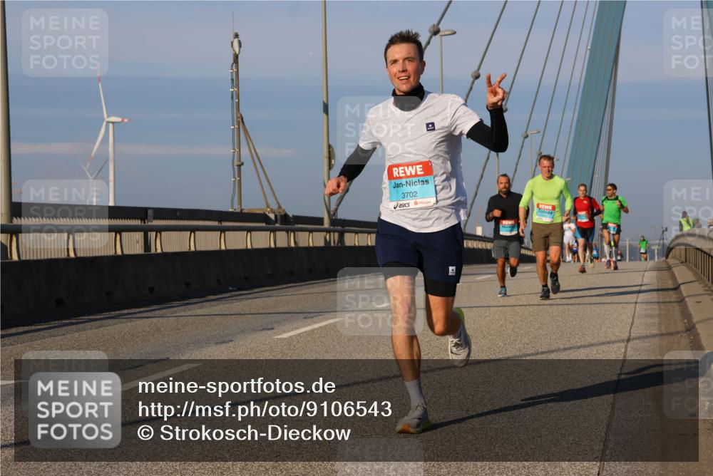 03.10.2025 - Köhlbrandbrückenlauf Strokosch-Dieckow http://msf.ph/oto/9106543 03.10.2025 09:35:34 Position 2 3702 meine-sportfotos.de
