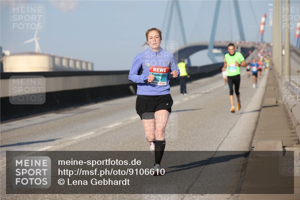03.10.2025 - Köhlbrandbrückenlauf Lena Gebhardt http://msf.ph/oto/9106610 03.10.2025 09:39:26 Position 2 3704 meine-sportfotos.de