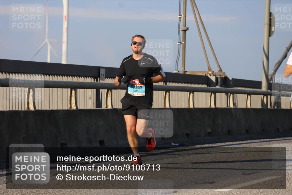 03.10.2025 - Köhlbrandbrückenlauf Strokosch-Dieckow http://msf.ph/oto/9106713 03.10.2025 09:35:50 Position 2 1085 meine-sportfotos.de