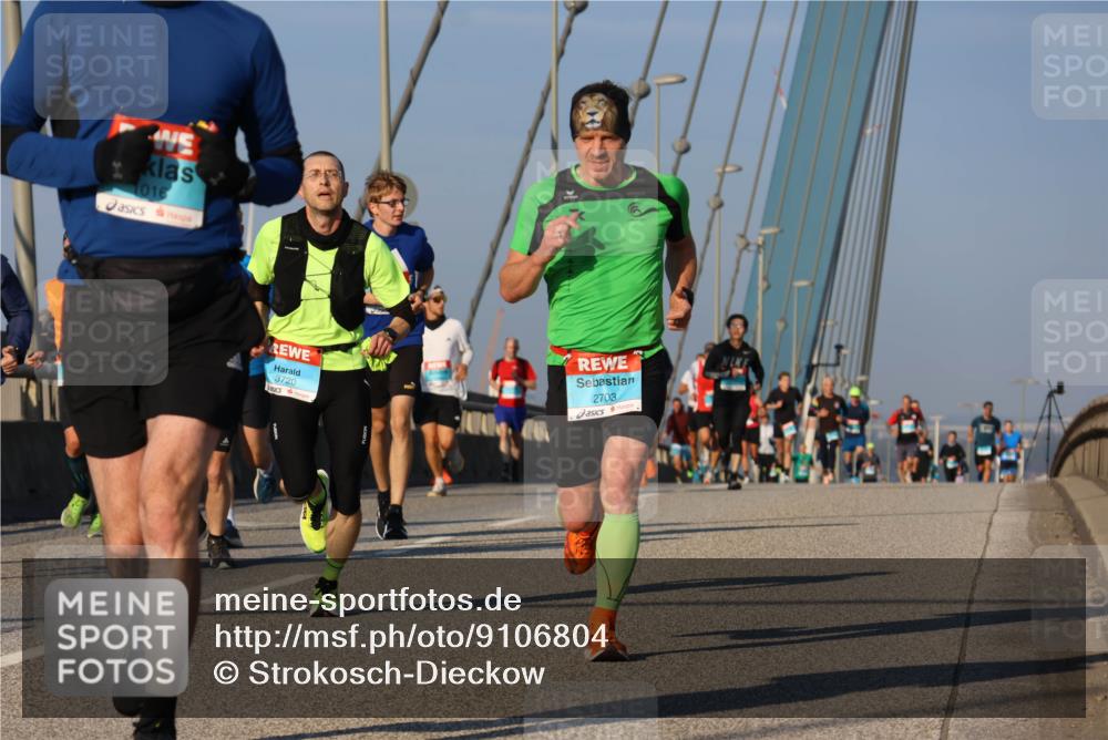 03.10.2025 - Köhlbrandbrückenlauf Strokosch-Dieckow http://msf.ph/oto/9106804 03.10.2025 09:36:00 Position 2 1016, 3720, 2703 meine-sportfotos.de