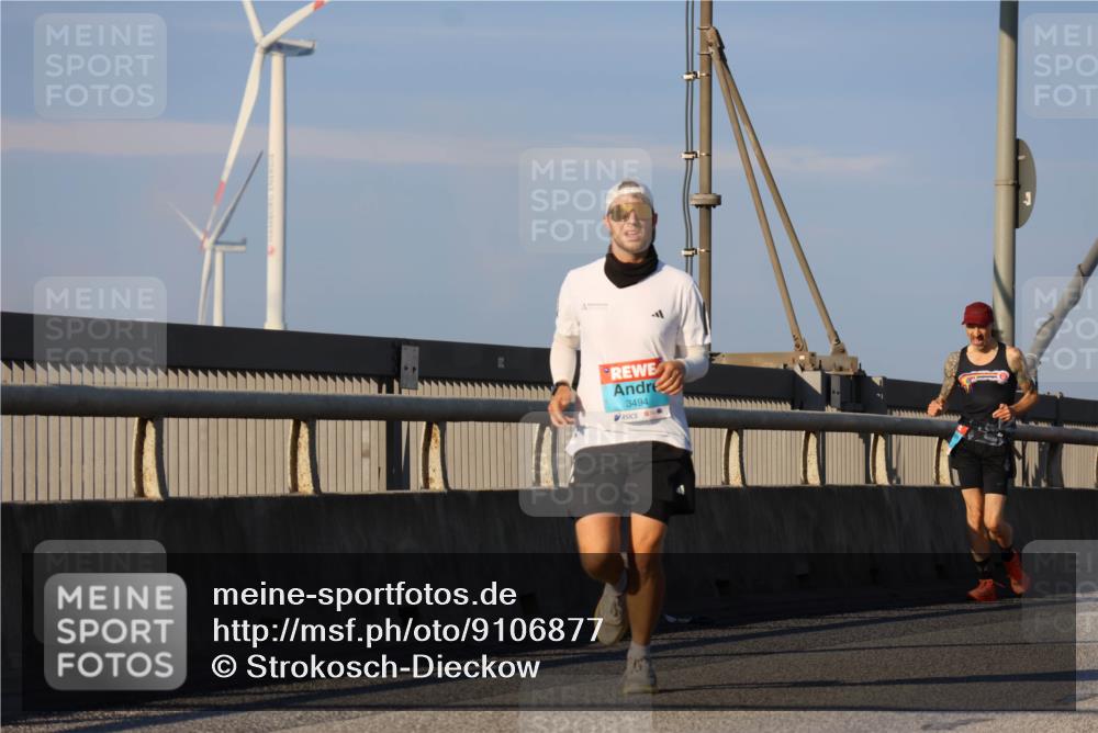 03.10.2025 - Köhlbrandbrückenlauf Strokosch-Dieckow http://msf.ph/oto/9106877 03.10.2025 09:36:08 Position 2 3494 meine-sportfotos.de