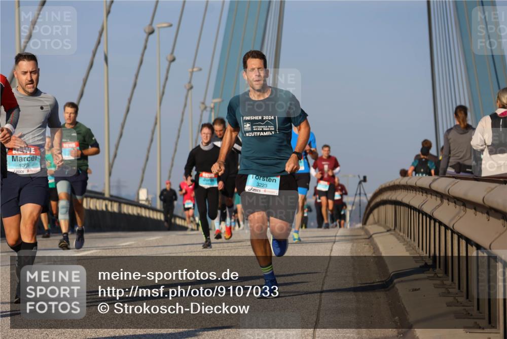 03.10.2025 - Köhlbrandbrückenlauf Strokosch-Dieckow http://msf.ph/oto/9107033 03.10.2025 09:36:25 Position 2 1069, 2024, 44, 1860, 3223 meine-sportfotos.de