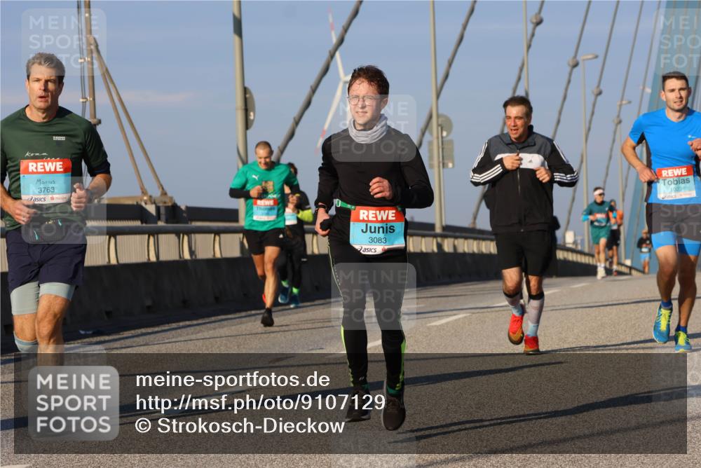 03.10.2025 - Köhlbrandbrückenlauf Strokosch-Dieckow http://msf.ph/oto/9107129 03.10.2025 09:36:31 Position 2 3763, 3083, 1023 meine-sportfotos.de