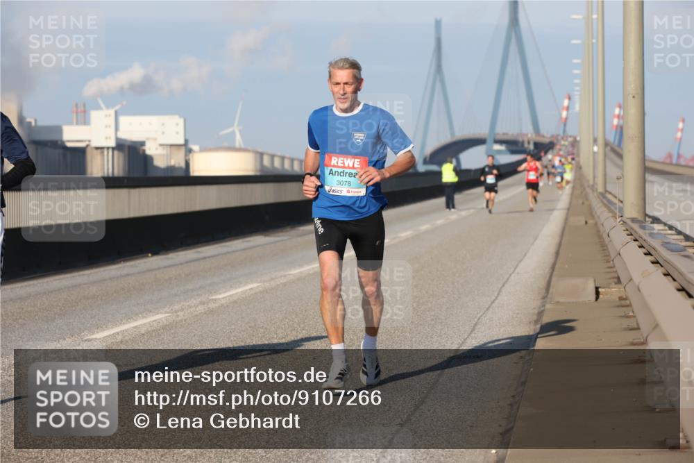 03.10.2025 - Köhlbrandbrückenlauf Lena Gebhardt http://msf.ph/oto/9107266 03.10.2025 09:39:47 Position 2 3078 meine-sportfotos.de