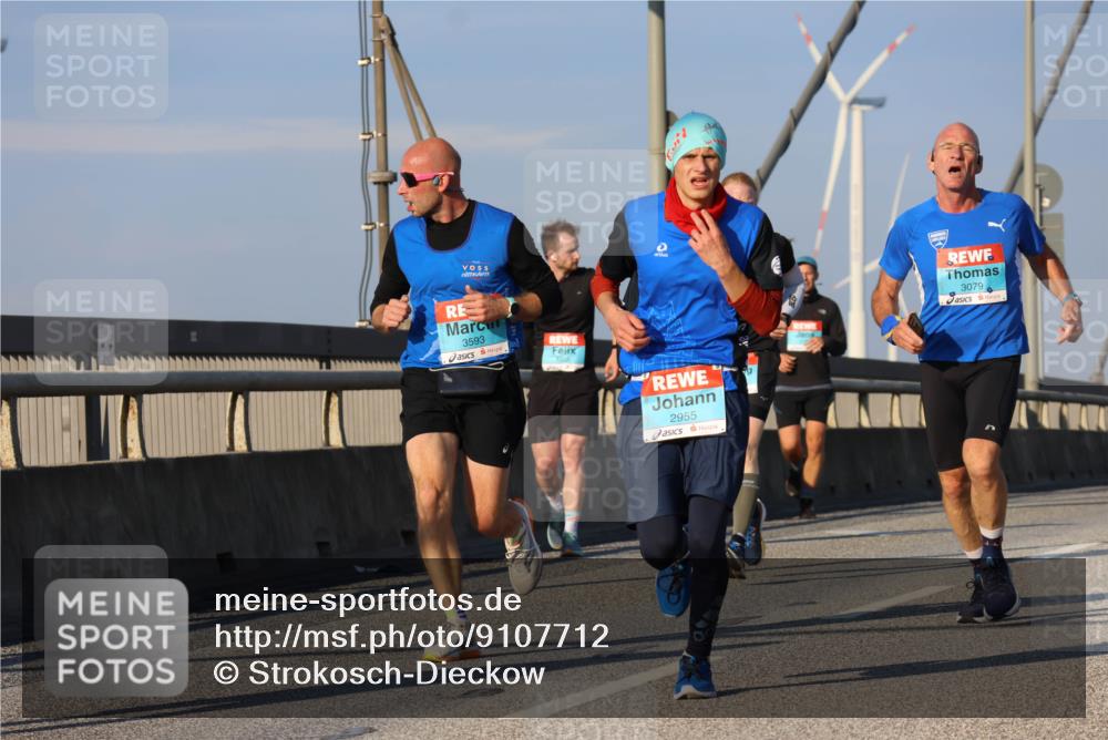03.10.2025 - Köhlbrandbrückenlauf Strokosch-Dieckow http://msf.ph/oto/9107712 03.10.2025 09:37:33 Position 2 3593, 3079, 2955 meine-sportfotos.de