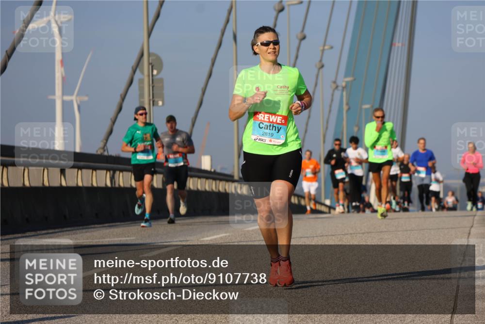 03.10.2025 - Köhlbrandbrückenlauf Strokosch-Dieckow http://msf.ph/oto/9107738 03.10.2025 09:37:37 Position 2 2819 meine-sportfotos.de