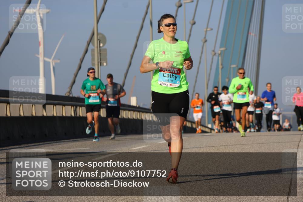 03.10.2025 - Köhlbrandbrückenlauf Strokosch-Dieckow http://msf.ph/oto/9107752 03.10.2025 09:37:37 Position 2 2819, 9 meine-sportfotos.de