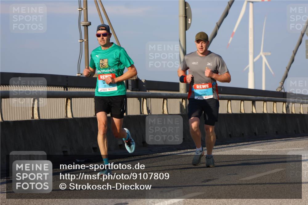03.10.2025 - Köhlbrandbrückenlauf Strokosch-Dieckow http://msf.ph/oto/9107809 03.10.2025 09:37:43 Position 2 2815, 3795 meine-sportfotos.de