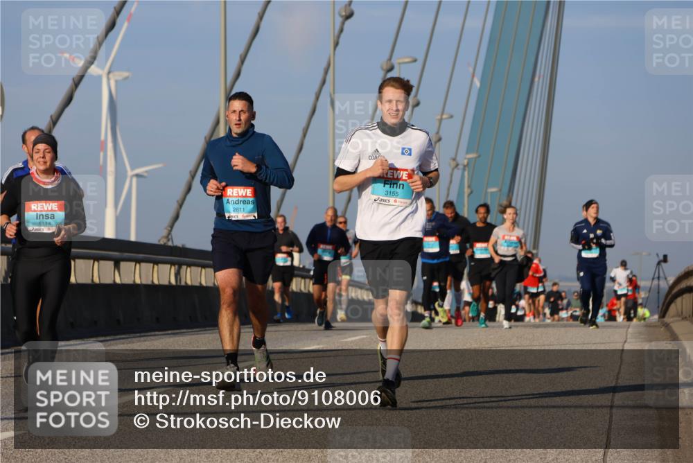 03.10.2025 - Köhlbrandbrückenlauf Strokosch-Dieckow http://msf.ph/oto/9108006 03.10.2025 09:38:05 Position 2 1114, 2811, 3155 meine-sportfotos.de