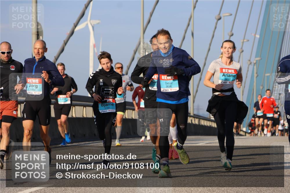 03.10.2025 - Köhlbrandbrückenlauf Strokosch-Dieckow http://msf.ph/oto/9108100 03.10.2025 09:38:13 Position 2 1102, 2760, 50, 3836, 3246 meine-sportfotos.de
