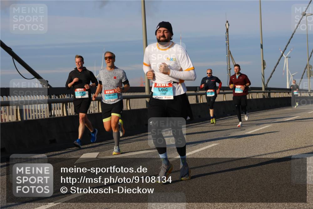 03.10.2025 - Köhlbrandbrückenlauf Strokosch-Dieckow http://msf.ph/oto/9108134 03.10.2025 09:38:21 Position 2 3340 meine-sportfotos.de