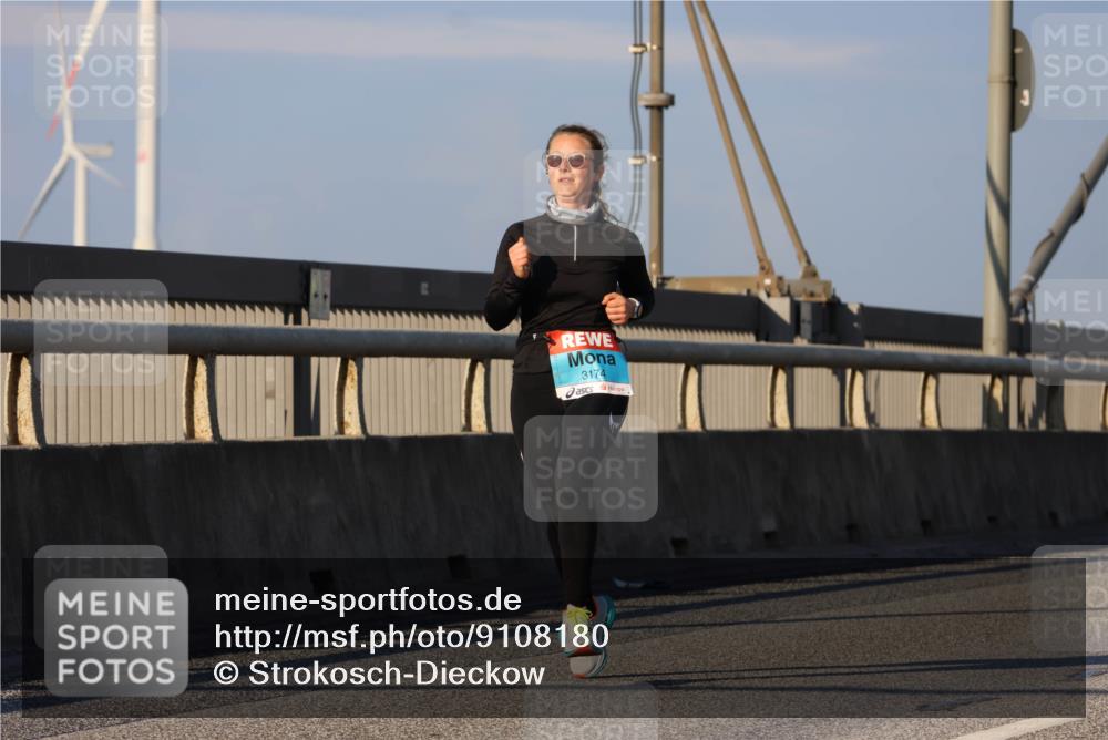 03.10.2025 - Köhlbrandbrückenlauf Strokosch-Dieckow http://msf.ph/oto/9108180 03.10.2025 09:38:26 Position 2 3174 meine-sportfotos.de