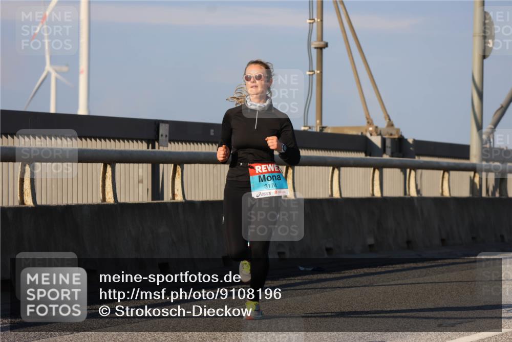 03.10.2025 - Köhlbrandbrückenlauf Strokosch-Dieckow http://msf.ph/oto/9108196 03.10.2025 09:38:27 Position 2 3174 meine-sportfotos.de