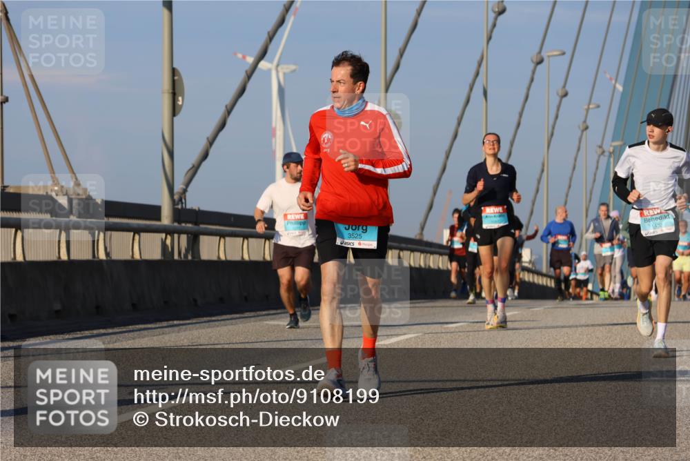03.10.2025 - Köhlbrandbrückenlauf Strokosch-Dieckow http://msf.ph/oto/9108199 03.10.2025 09:38:28 Position 2 3525, 1432 meine-sportfotos.de