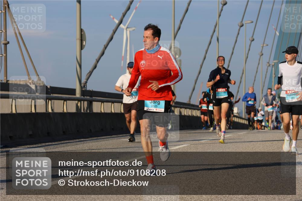03.10.2025 - Köhlbrandbrückenlauf Strokosch-Dieckow http://msf.ph/oto/9108208 03.10.2025 09:38:28 Position 2 3525, 1432 meine-sportfotos.de