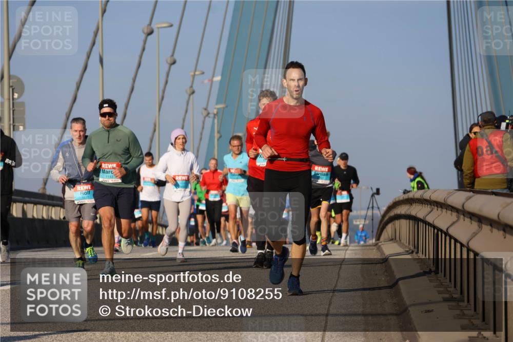03.10.2025 - Köhlbrandbrückenlauf Strokosch-Dieckow http://msf.ph/oto/9108255 03.10.2025 09:38:36 Position 2 1617, 08, 1143 meine-sportfotos.de