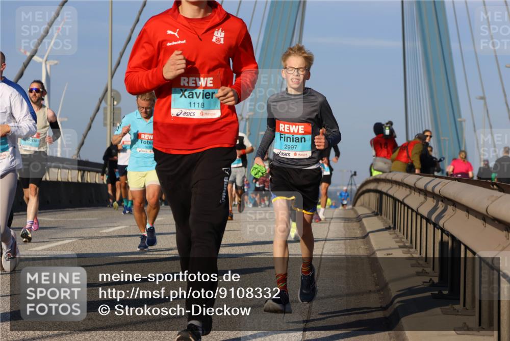 03.10.2025 - Köhlbrandbrückenlauf Strokosch-Dieckow http://msf.ph/oto/9108332 03.10.2025 09:38:43 Position 2 1269, 1639, 1118, 2997 meine-sportfotos.de