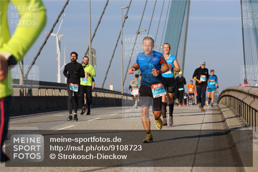 03.10.2025 - Köhlbrandbrückenlauf Strokosch-Dieckow http://msf.ph/oto/9108723 03.10.2025 09:39:30 Position 2 2712 meine-sportfotos.de