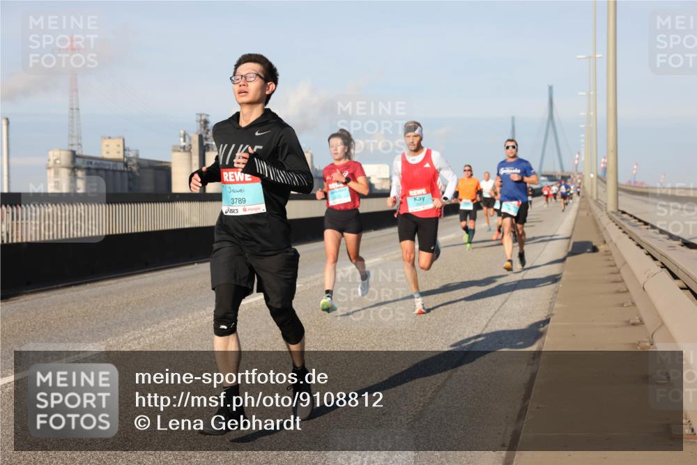 03.10.2025 - Köhlbrandbrückenlauf Lena Gebhardt http://msf.ph/oto/9108812 03.10.2025 09:41:08 Position 2 3789 meine-sportfotos.de