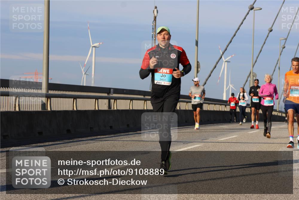 03.10.2025 - Köhlbrandbrückenlauf Strokosch-Dieckow http://msf.ph/oto/9108889 03.10.2025 09:39:47 Position 2 3403, 1315 meine-sportfotos.de
