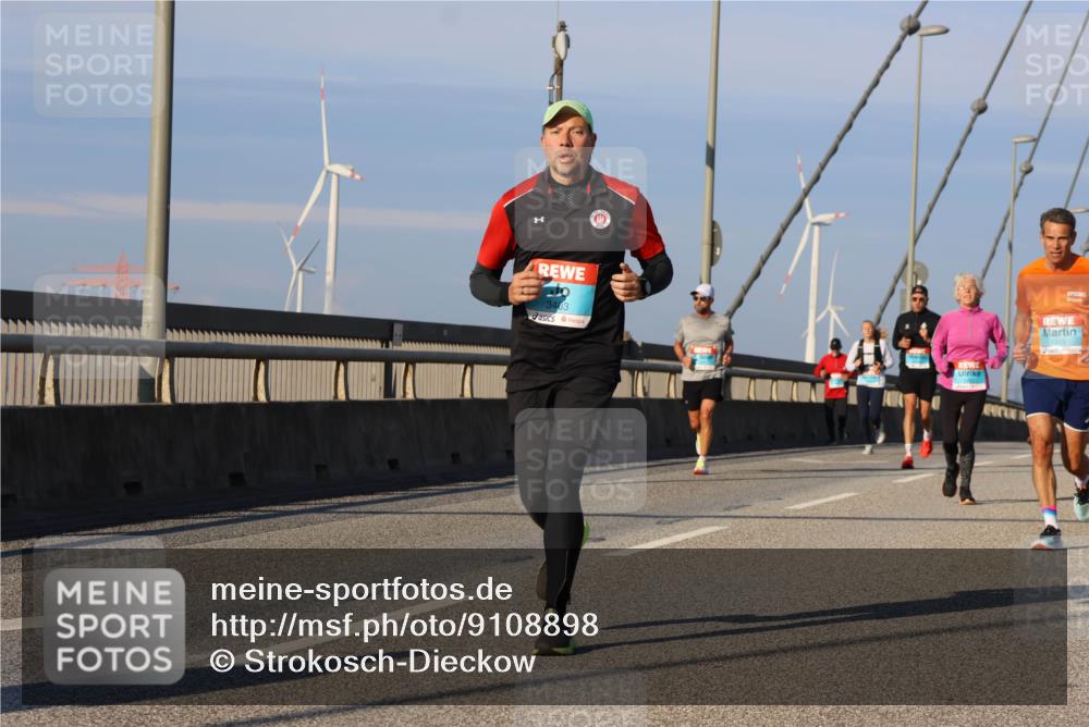 03.10.2025 - Köhlbrandbrückenlauf Strokosch-Dieckow http://msf.ph/oto/9108898 03.10.2025 09:39:47 Position 2 3403, 1315 meine-sportfotos.de