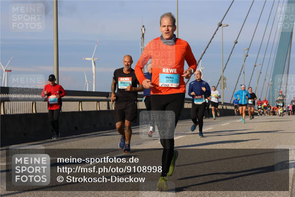 03.10.2025 - Köhlbrandbrückenlauf Strokosch-Dieckow http://msf.ph/oto/9108998 03.10.2025 09:39:58 Position 2 3719, 1194 meine-sportfotos.de