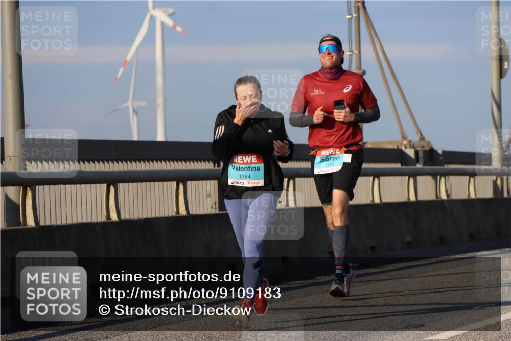 03.10.2025 - Köhlbrandbrückenlauf Strokosch-Dieckow http://msf.ph/oto/9109183 03.10.2025 09:40:18 Position 2 1284, 3118 meine-sportfotos.de