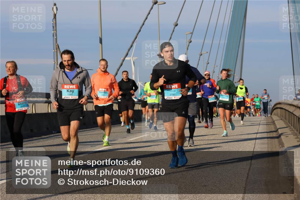 03.10.2025 - Köhlbrandbrückenlauf Strokosch-Dieckow http://msf.ph/oto/9109360 03.10.2025 09:40:28 Position 2 3630, 1380, 1292, 3790, 1946 meine-sportfotos.de