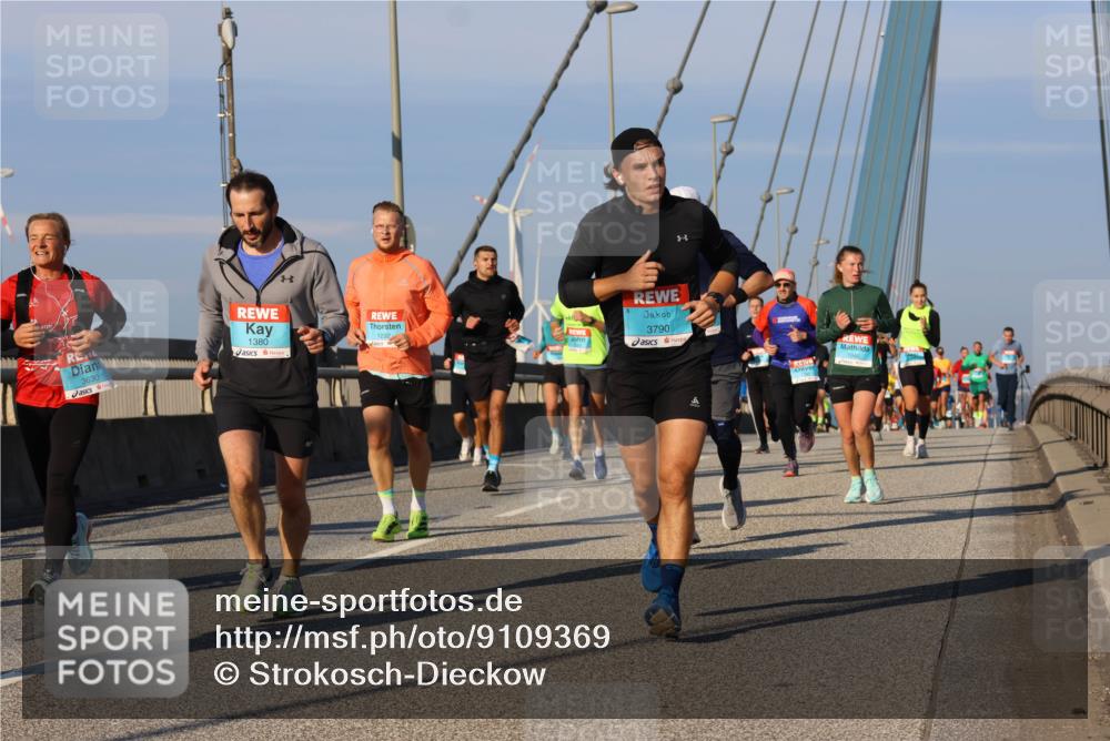03.10.2025 - Köhlbrandbrückenlauf Strokosch-Dieckow http://msf.ph/oto/9109369 03.10.2025 09:40:28 Position 2 3630, 1380, 3790, 1292 meine-sportfotos.de
